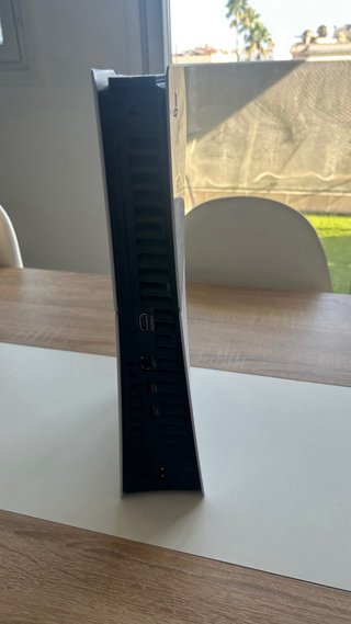 PS5 Digital + 2 DualSense + Supporti e cuffie