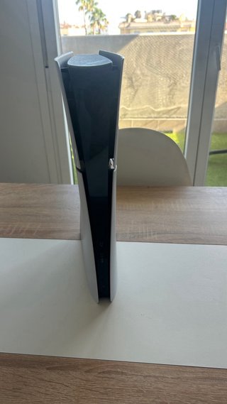 PS5 Digital + 2 DualSense + Supporti e cuffie