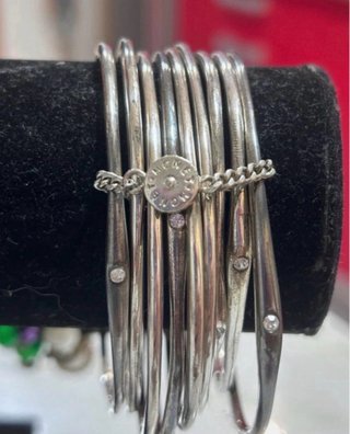 Pulsera Monet plateada vintage rígida