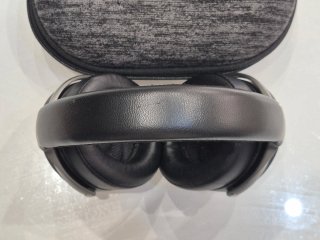 Auriculares Bluetooth Focal Bathys, como nuevos.