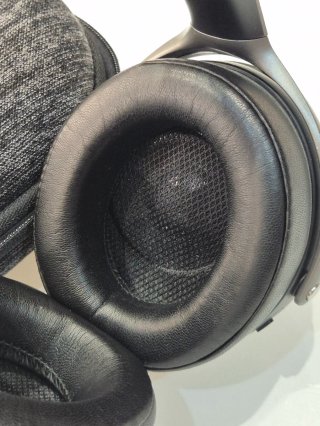 Auriculares Bluetooth Focal Bathys, como nuevos.