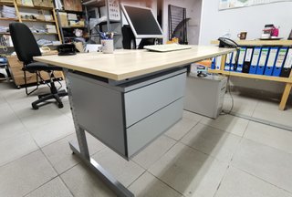 Escritorio Ikea 2 cajones