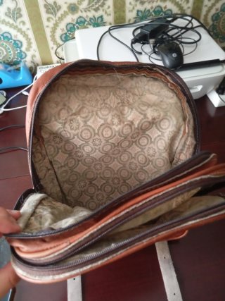 Mochila de cuero marrón