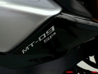 YAMAHA MT-09 SP -GARANTÍA OFICIAL-