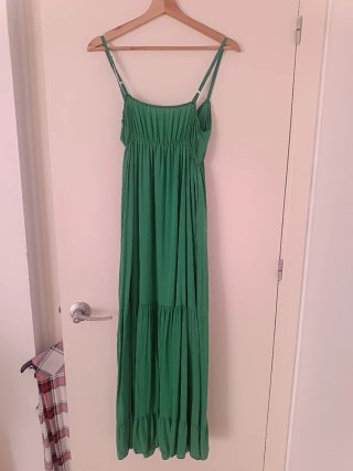 Vestido largo verde. Talla 40-42
