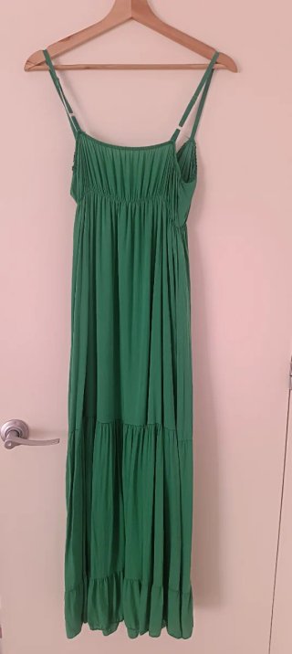 Vestido largo verde. Talla 40-42