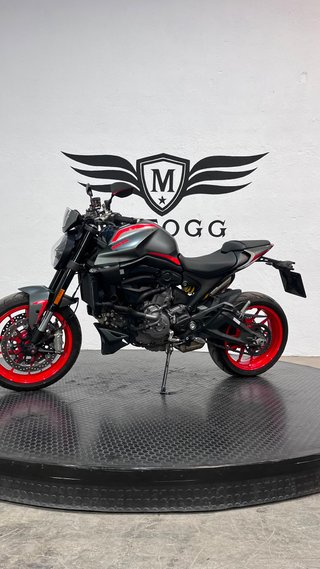 DUCATI Monster   (2021-2025) 2021