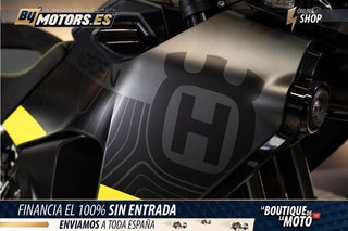 HUSQVARNA 901 Norden *Maletas laterales*