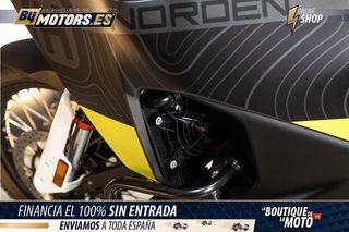 HUSQVARNA 901 Norden *Maletas laterales*