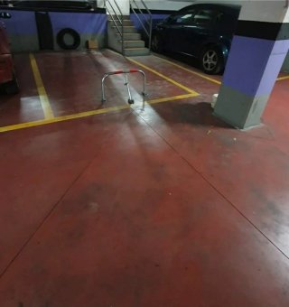 Alquilo parking coche C/Galileu. Esq.Pare Llaurado
