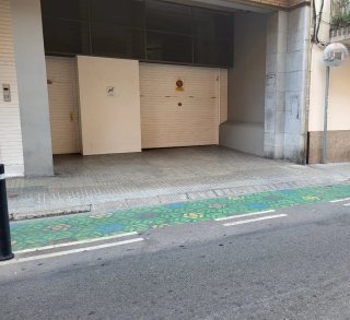 Alquilo parking coche C/Galileu. Esq.Pare Llaurado