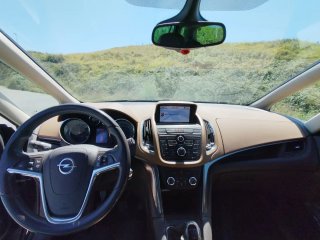 Opel Zafira 2012