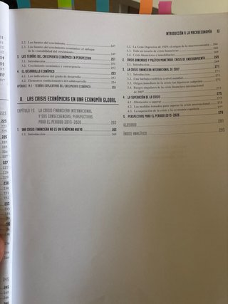 Introduccion a la Macroeconomia UNED ADE