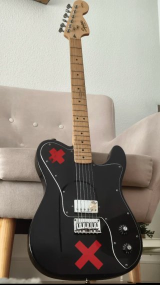 Squier Deryck Whibley