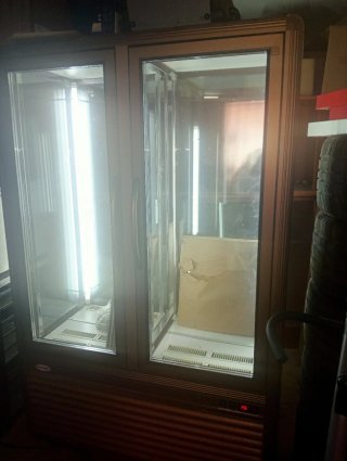 Vitrina Refrigerador Industrial Dorada