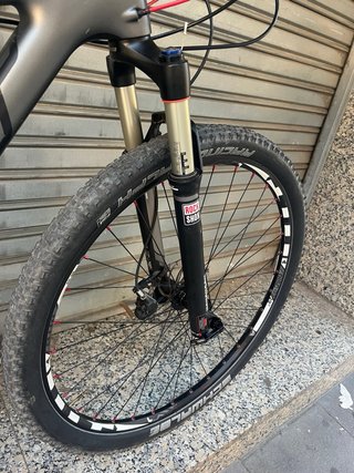 felt nine 3 carbono