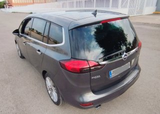 Opel Zafira Tourer 2013