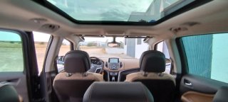 Opel Zafira Tourer 2013