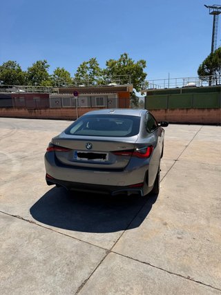BMW i4 eDrive 40 como nuevo
