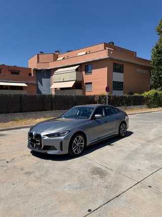 BMW i4 eDrive 40 como nuevo