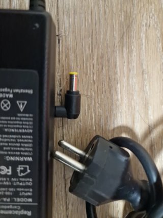 Adaptador AC Portátil 19V 3.95A 75W