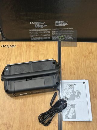 Panasonic RF-2400DEG-K - Radio Portátil FM/Am