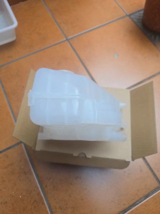 VASO DE EXPANSION FORD FIESTA 2008 -2017 MK6- MK7