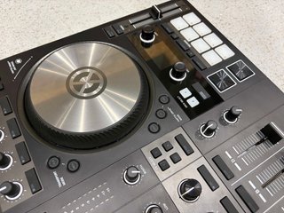 Traktor Kontrol S4 MK3