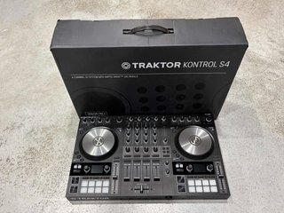 Traktor Kontrol S4 MK3