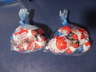 Figuras Kinder Joy Stranger Things. Completa.