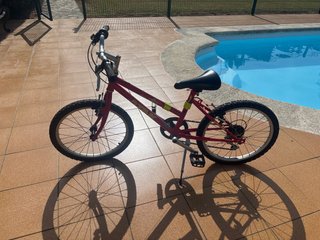 Bicicleta infantil roja 6-9 años ATAK