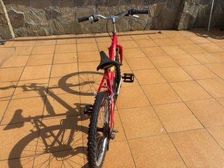 Bicicleta infantil roja 6-9 años ATAK