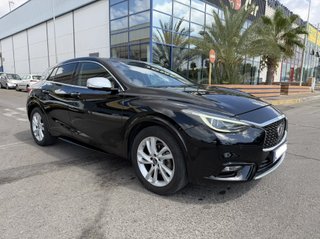 Infiniti Q30 2016