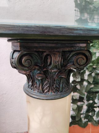 4 Columnas Mármol y Cristal