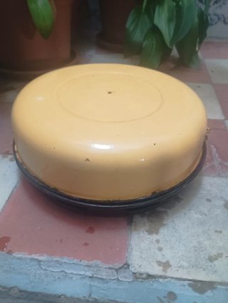 Olla barbacoa antigua metal