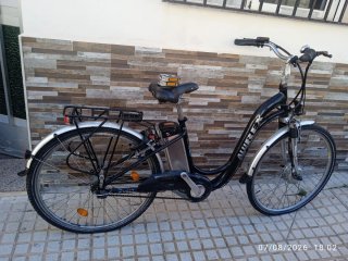 Bicicleta Eléctrica Negra