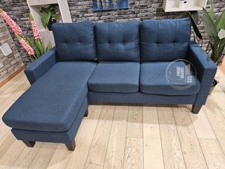 Sofa con Puff Convertible en Chaise Longue