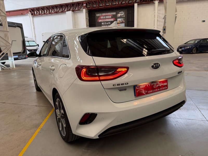 Kia cee'd 2021, foto 15