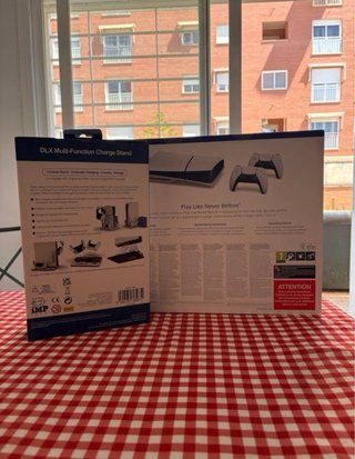 Playstation 5 1TB con 2 controller e accessori sigillati