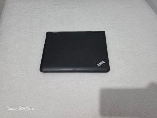 Portátil Lenovo ThinkPad Negro