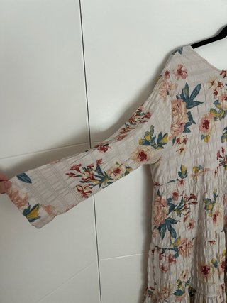 Vestido Zara flores manga larga T. XL