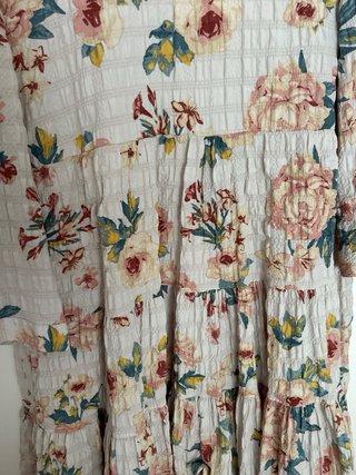 Vestido Zara flores manga larga T. XL