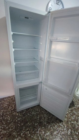 Frigorífico Combi 262L Estático VALBERG