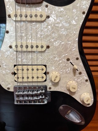 Guitarra Eléctrica Negra