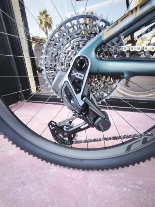 Specialized EVO 8 Pro LTD
