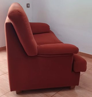 Sofá Ortuño rojo tela