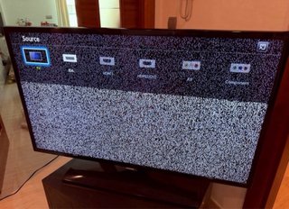 Televisor Samsung de 39" Full HD