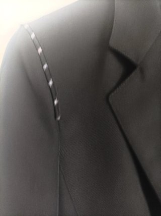 Blazer vintage negro con detalles