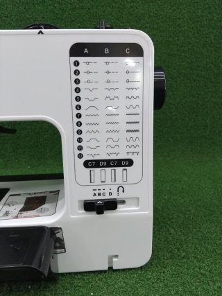 Máquina de coser 38 stitches UFR-738