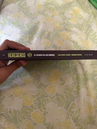 El Legado de Los Héroes / Legacy of the Heroes